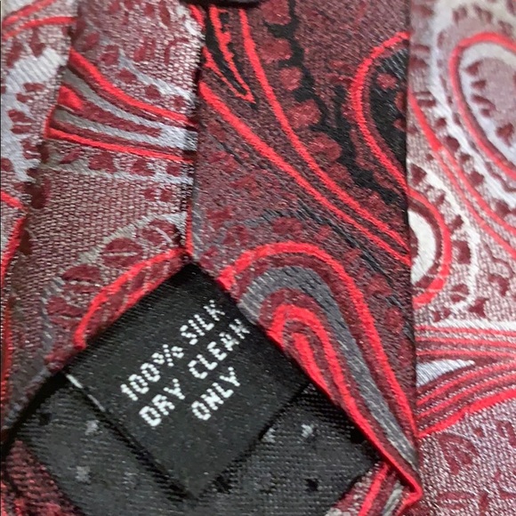 Pierre Cardin paisley 100% silk Tie Red - Picture 6 of 6